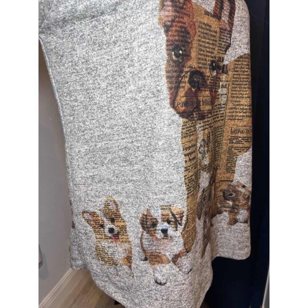 ALI MILES (M) Women Top-Dog-Frenchie-Gray V-neck-3/4 Sleeve-Corgie-Dachshund-EUC - Picture 2 of 16